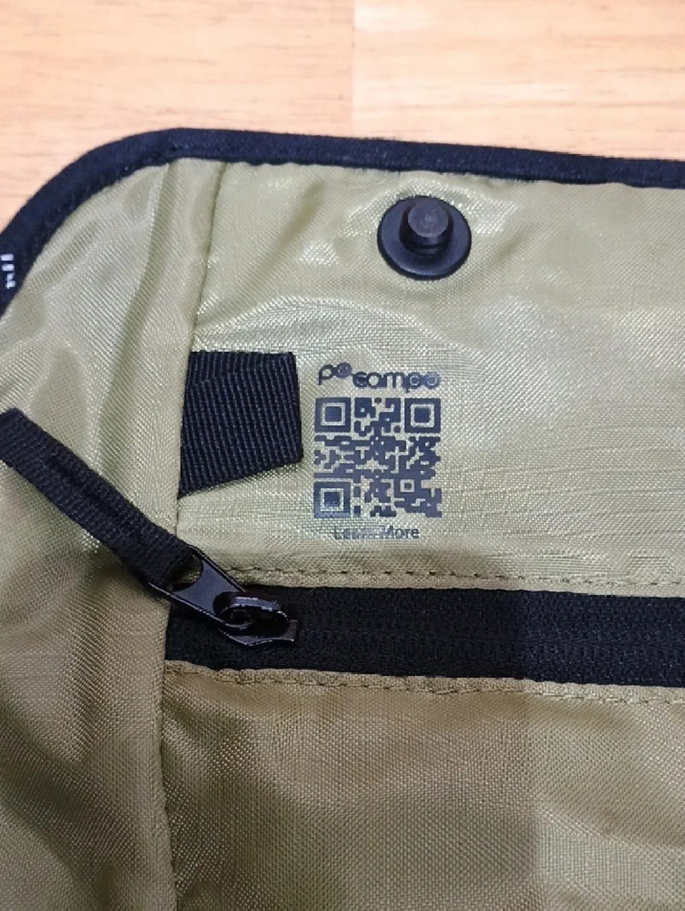 Ara Reflective Commuter Black Canvas Backpack
